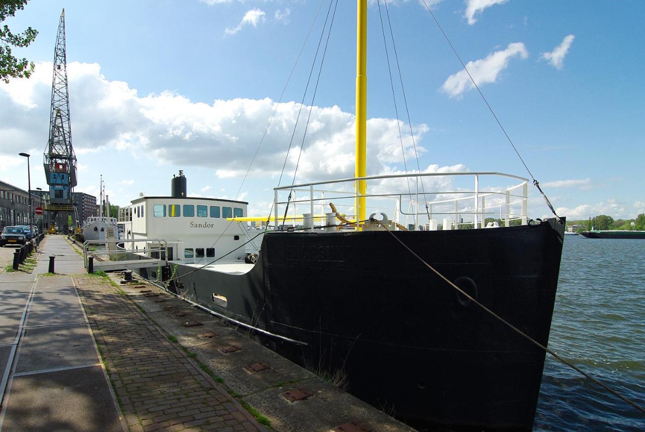 Magnificent Houseboat With A Stunning View! Hotel Амстердам Екстериор снимка